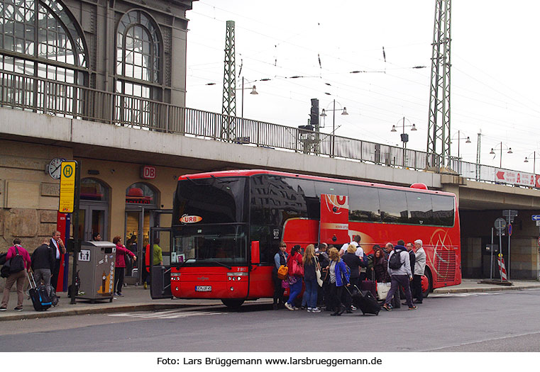 DB Ersatzbus für Eurocity aufgrund GDL-Streik in Dresden Hbf