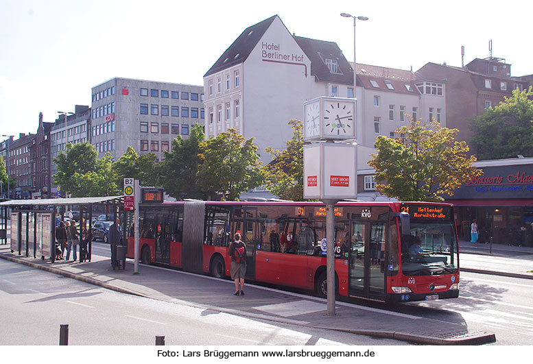KVG Bus in Kiel nach Mettenhof vor dem Hauptbahnhof