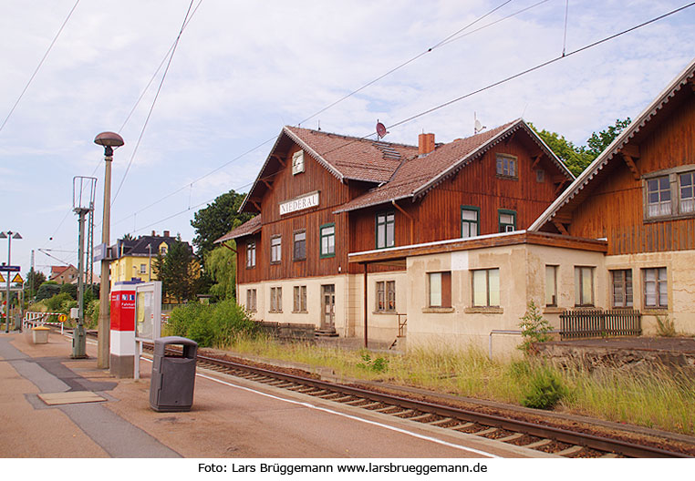 Der Bahnhof Niederau in Sachsen