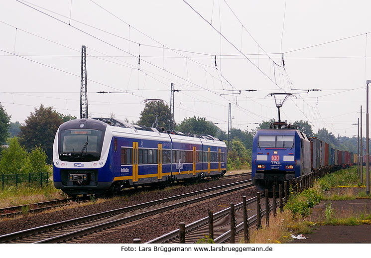 Ein Nordwestbahn Triebwagen der Regio-S-Bahn Bremen im Bahnhof Winsen an der Luhe