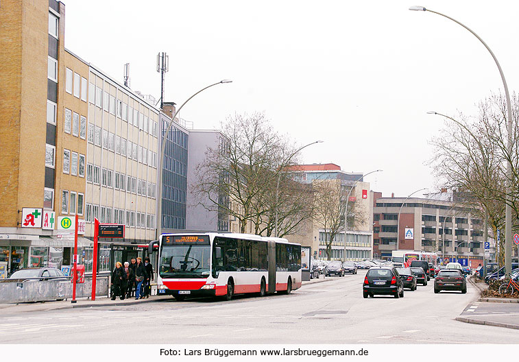 Haltestelle Bezirksamt Eimsbüttel - Buslinie 5 Hamburg