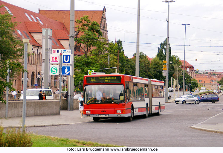 Ein VAG Bus am Hauptbahnhof Nürnberg