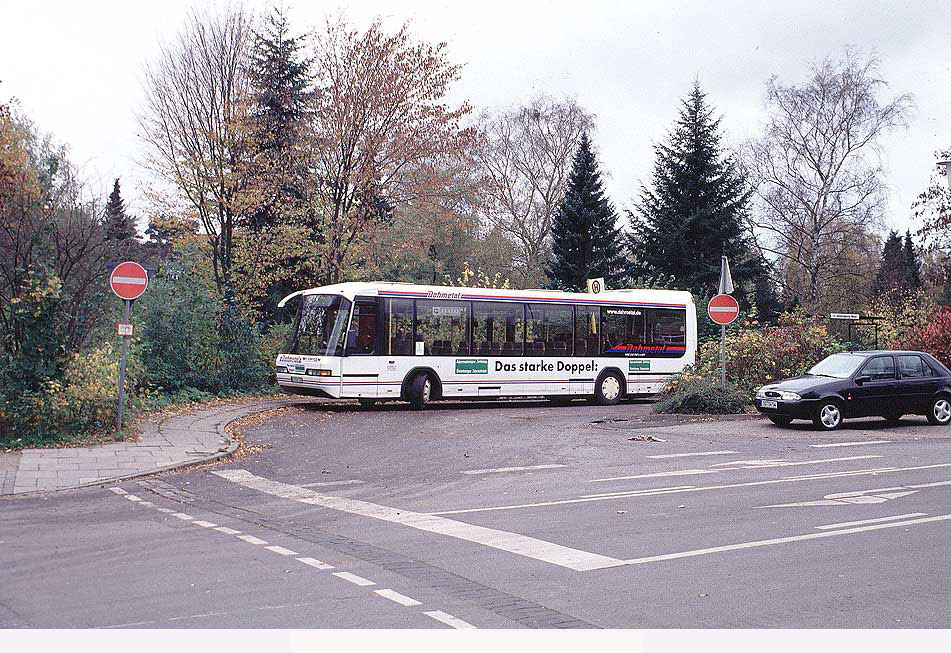 Dahmetal Bus am Bahnhof Ahrensburg West
