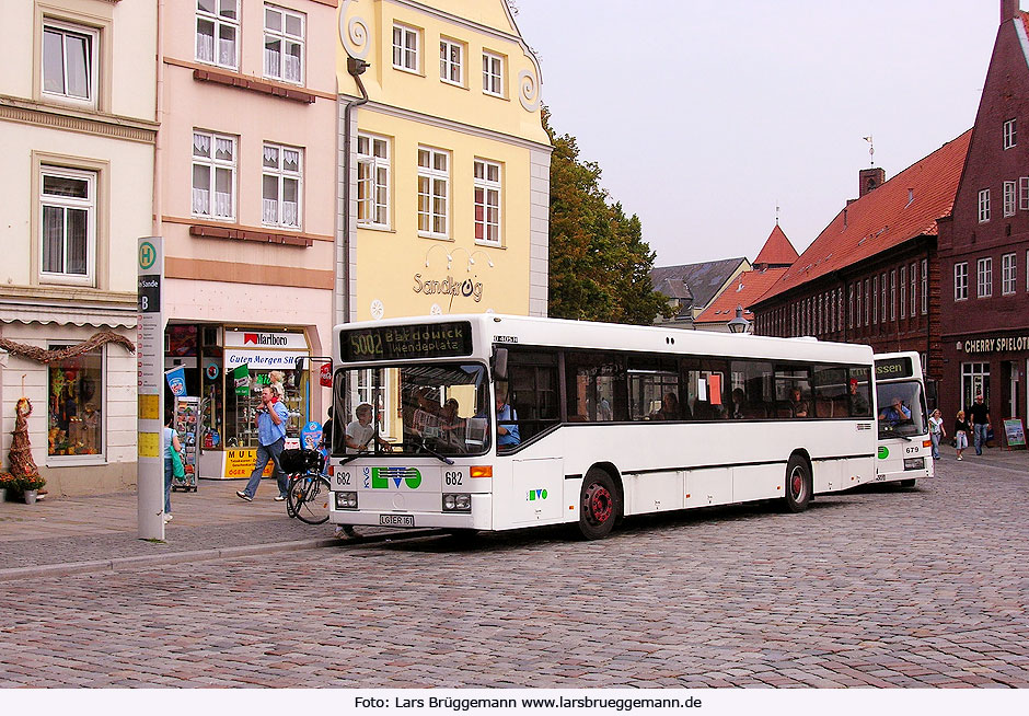 Ein KVG Bus an der Haltestelle Am Sande in Lüneburg