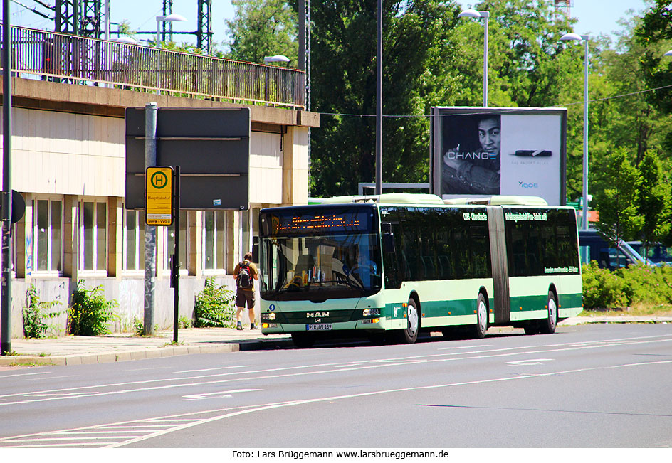 Ein OVPS Bus in Dresden am Hauptbahnhof