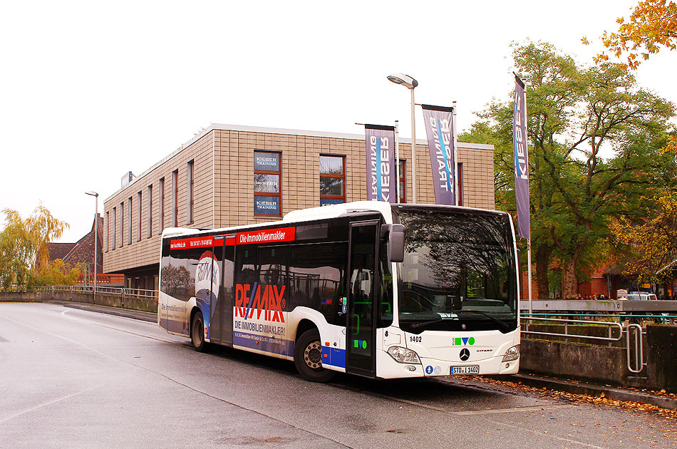 Ein KVG Bus am Bahnhof Hamburg-Harburg - ein Evobus Citaro U C2
