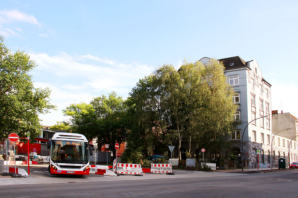Das modernste Bussystem Europas:Die Bushaltestelle An der Kleiderkasse - Ein Quartiersbus in der Angebotsoffensive