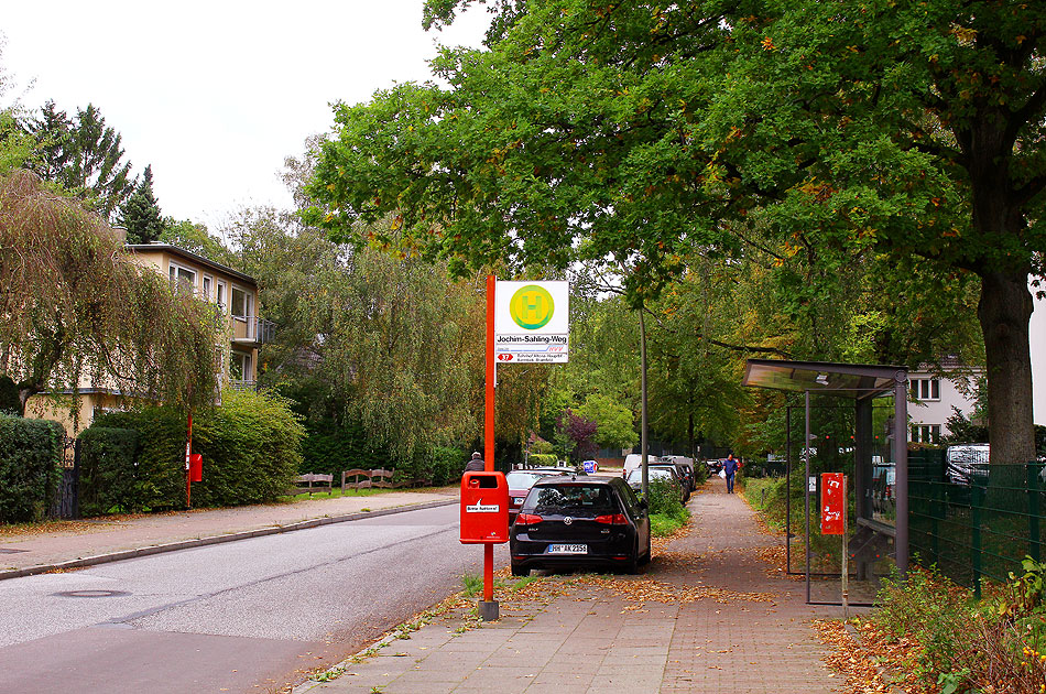 Die Bushaltestelle Joachim-Sahling-Weg in Hamburg-Osdorf