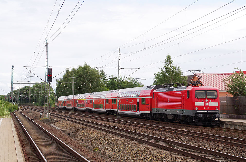 Bahnhof Schwarzenbek DB Baureihe 112