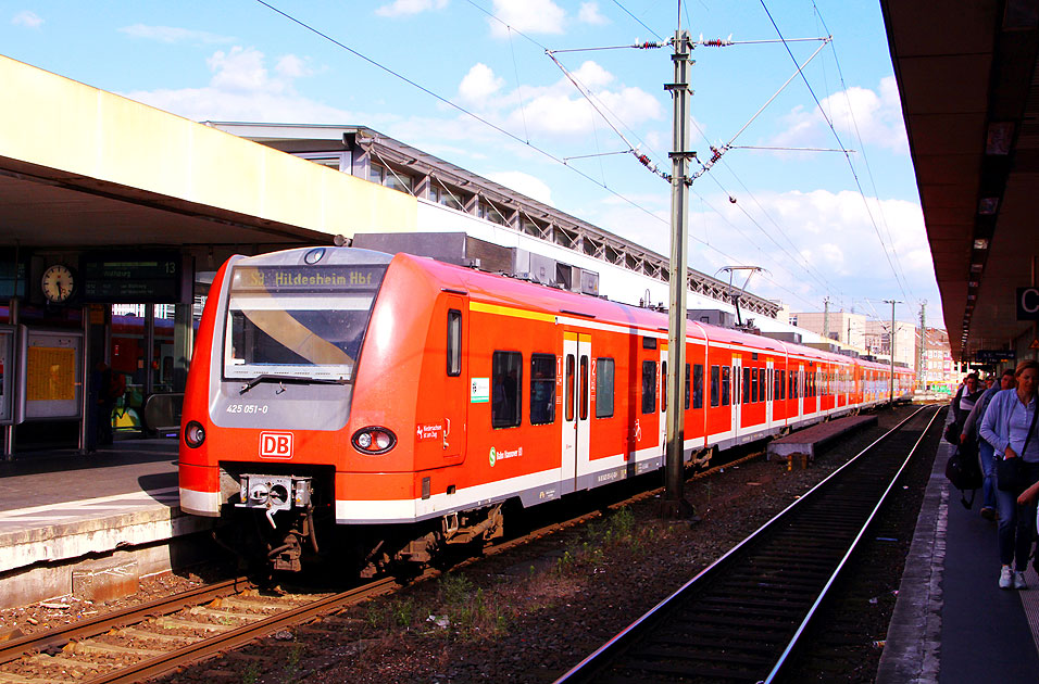 DB Baureihe 425 in Hannover Hbf - S-Bahn Hannover