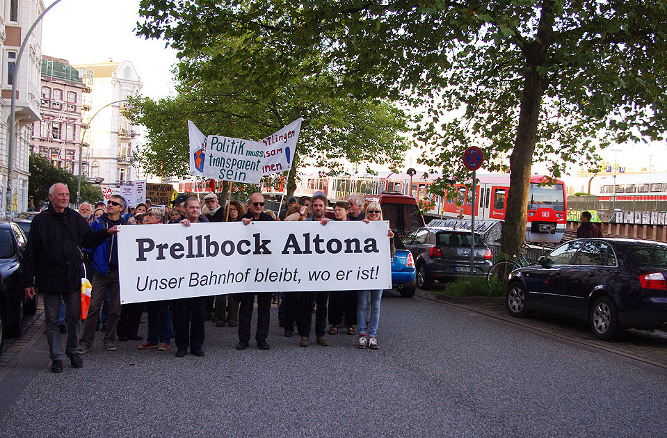 Demo von Prellbock Altona gegen Altona 21