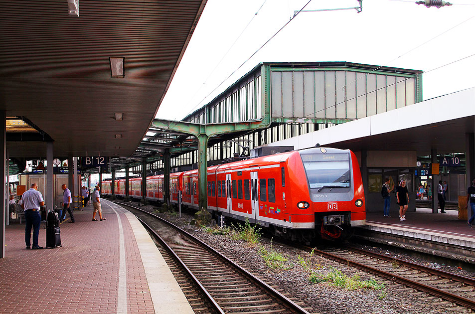 Die DB Baureihe 426 in Duisburg Hbf