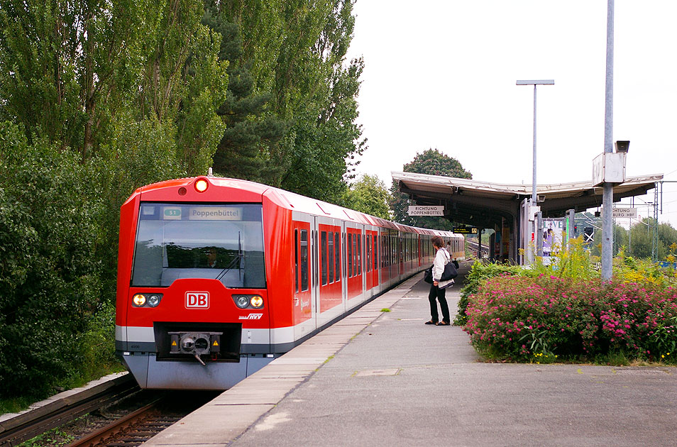 Bahnhof Alte Wöhr - Hamburger S-Bahn - Baureihe 474