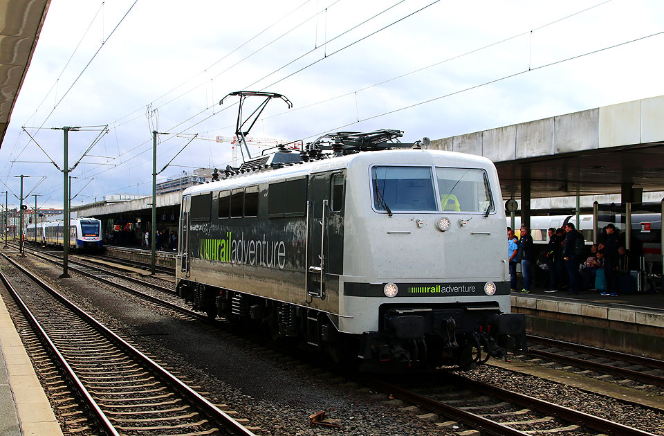 Die Railadventure Lok 111 210-1 in Hannover Hbf