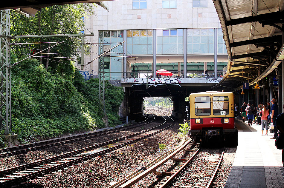 S-Bahn Schönhauser Allee in Berlin