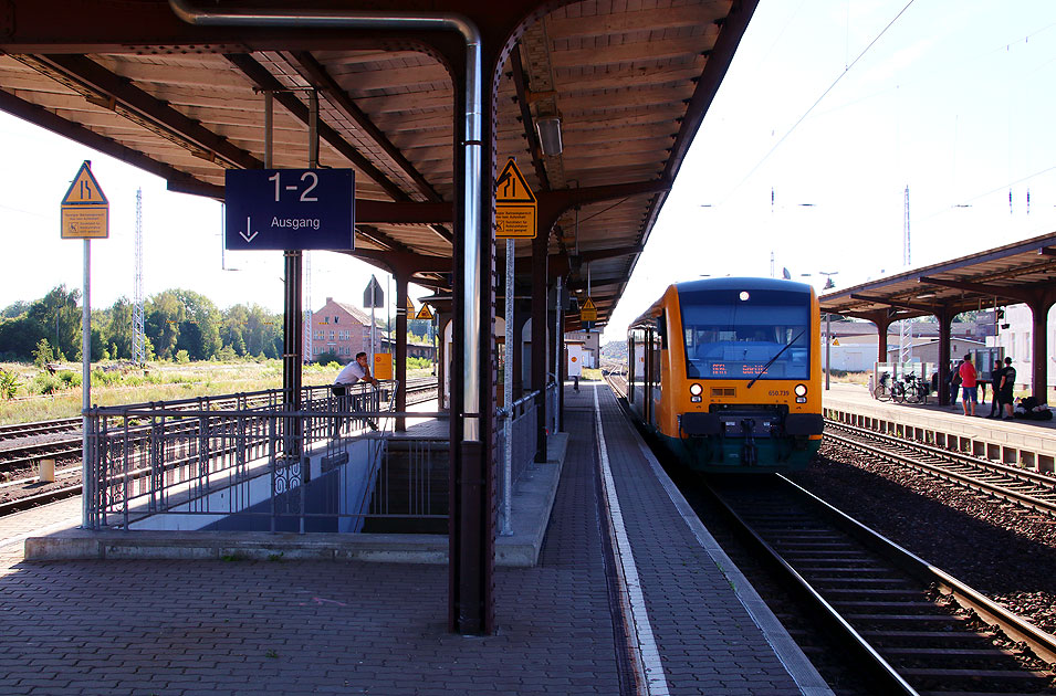 Ein ODEG Regioshuttle im Bahnhof Hoyerswerda
