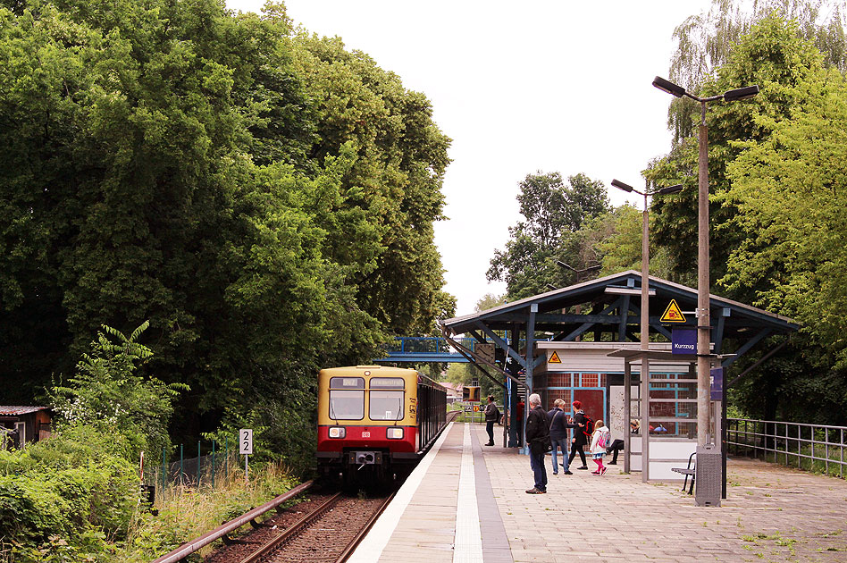 Der Bahnhof Oberspreee in Berlin von der S-Bahn