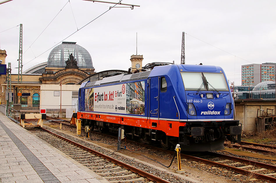 Die Lok 187 666-3 von Raildox in Dresden Hbf