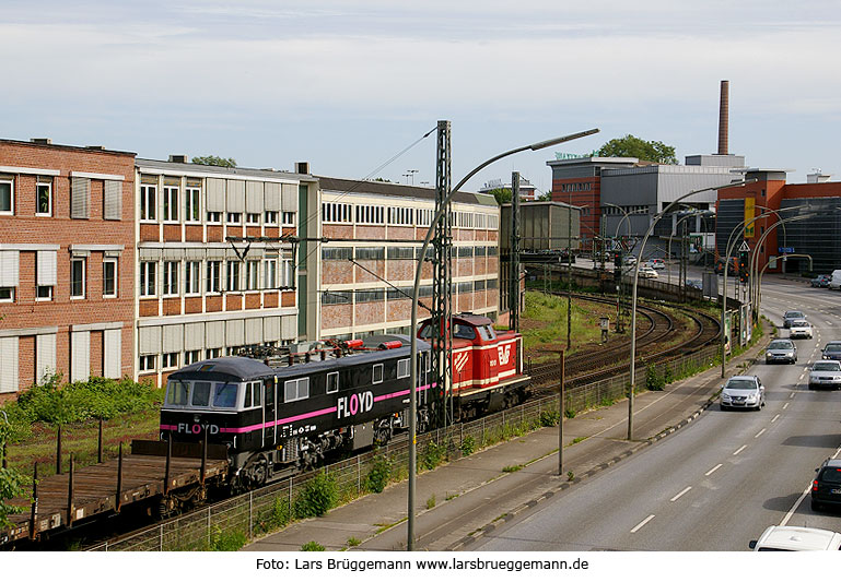 Floyd Lok gezogen von EVB-Lok in Hamburg-Harburg