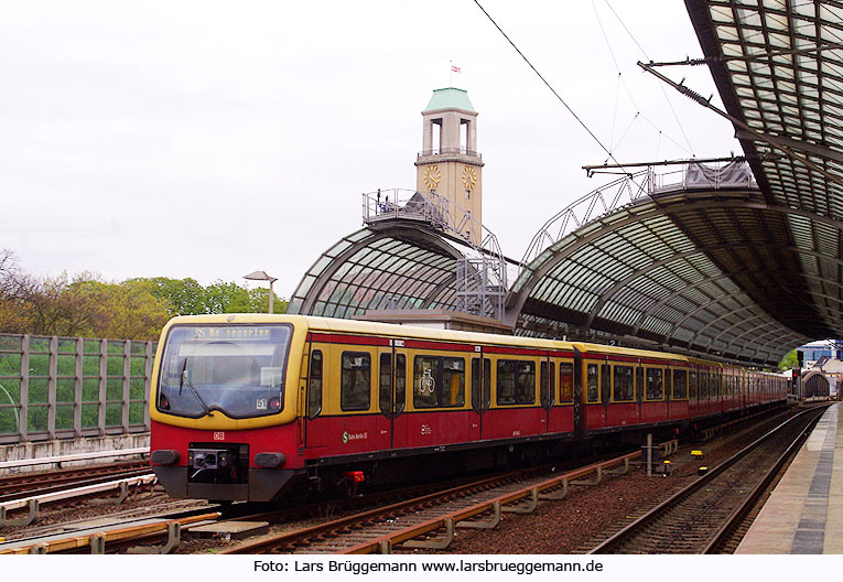 Berlin Bahnhof Spandau - S-Bahn Berlin - Baureihe 481