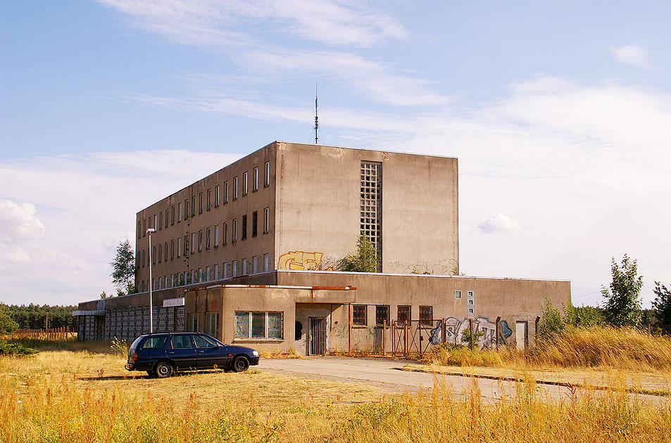 Das Gebäude der Grenztruppen im Bahnhof Schwanheide