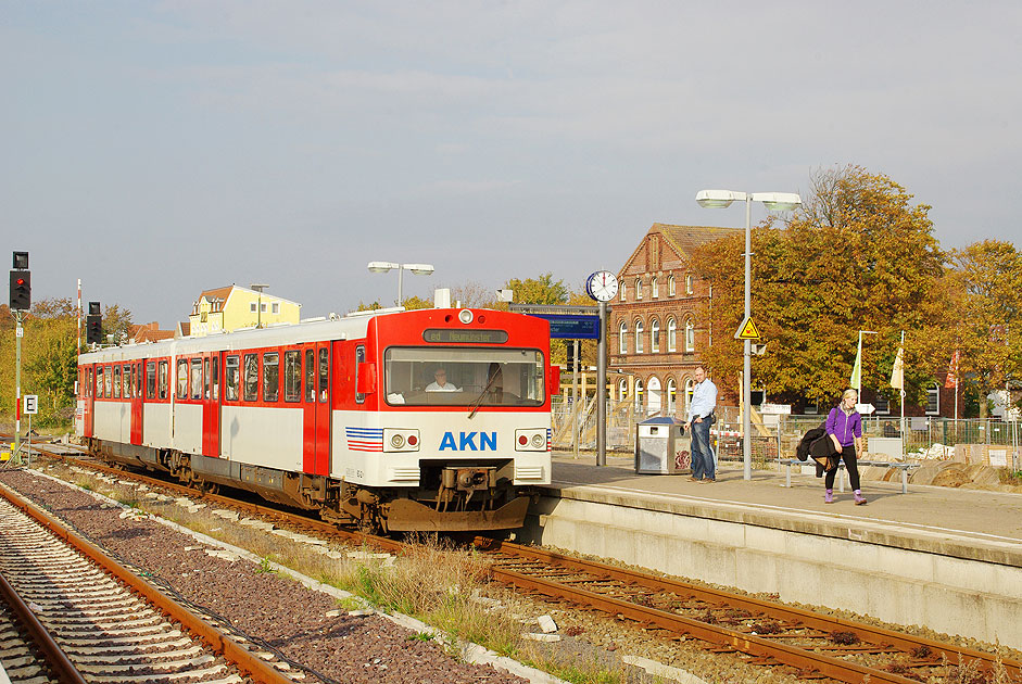 AKN VTA im Bahnhof Heide