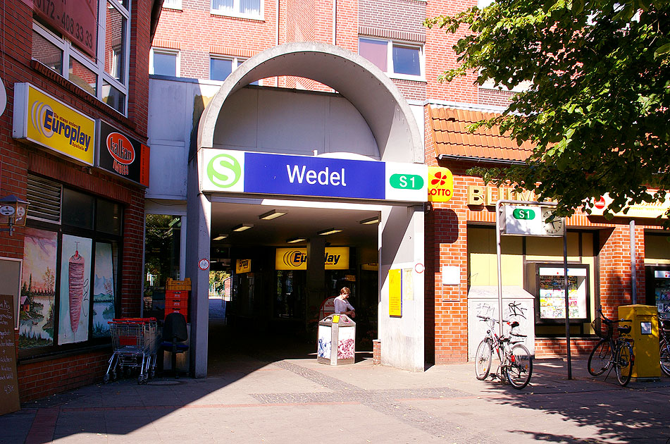 Der Bahnhof Wedel - Ein Bahnhof der Hamburger S-Bahn