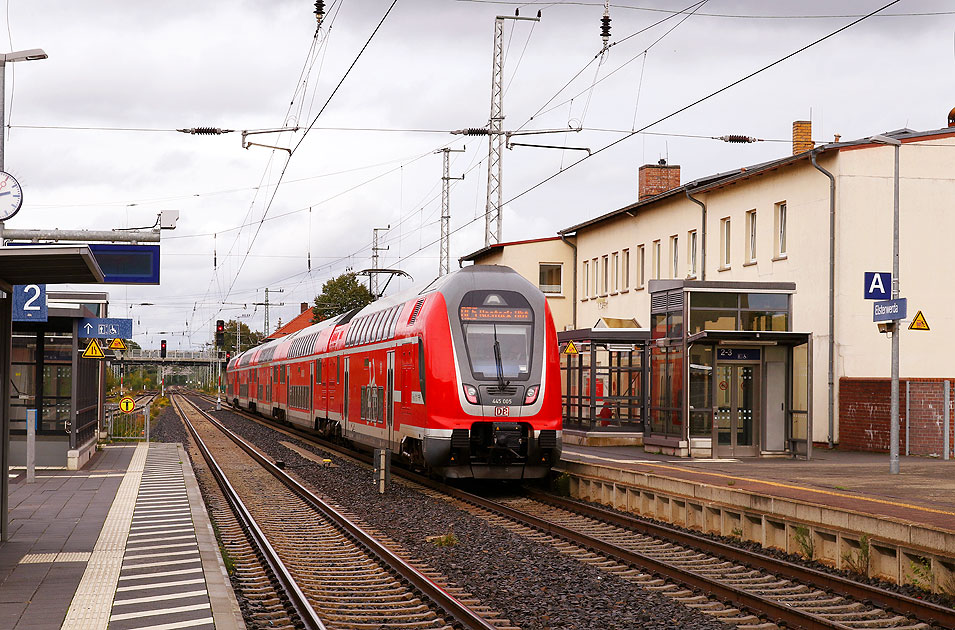 DB Baureihe 445 im Bahnhof Elsterwerda