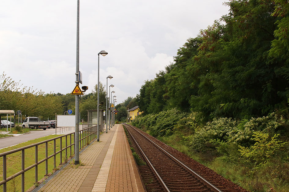 Der Bahnhof Narsdorf an der Bahnstrecke von Chemnitz nach Leipzig