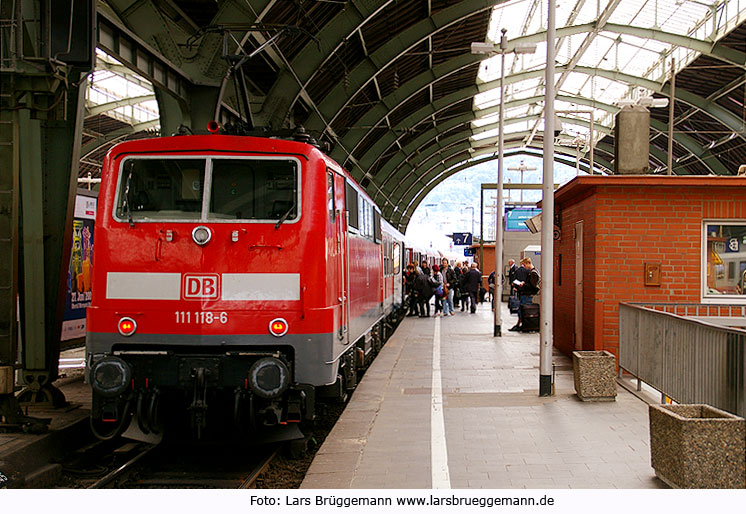 DB Baureihe 111 im Bahnhof Hagen