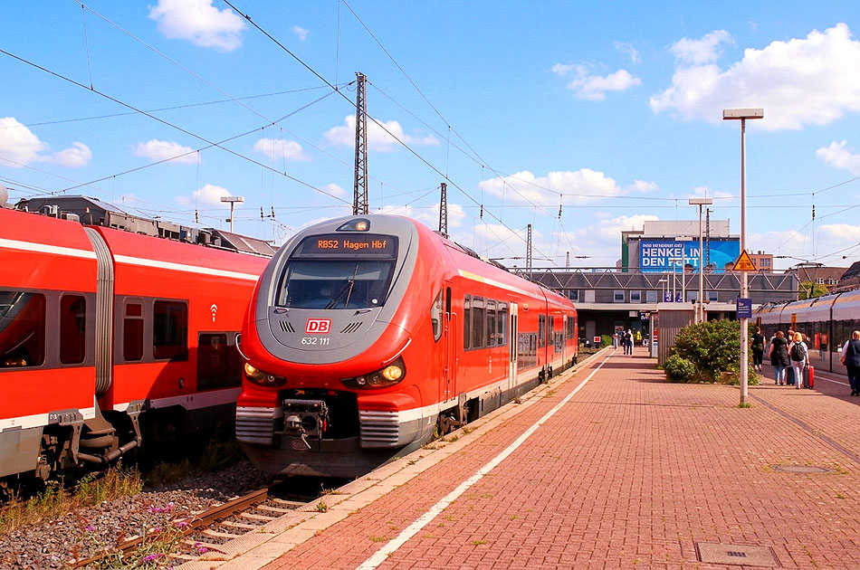 Ein Triebwagen der Baureihe 632 in Dortmund Hbf