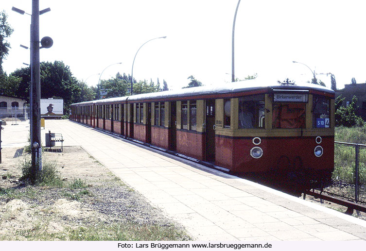 DB Baureihe 475 im Bahnhof Berlin-Spindlersfeld