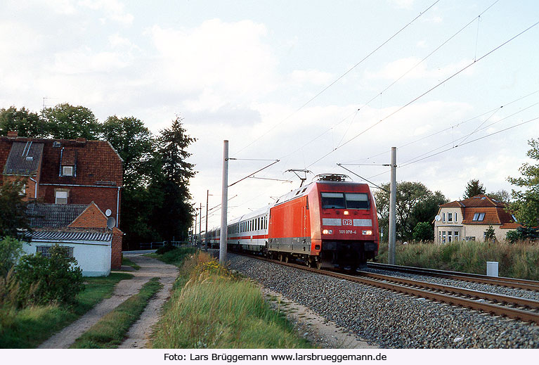 DB Baureihe 101 im Bahnhof Schwanheide