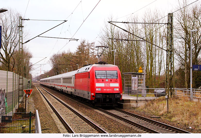 DB Baureihe 101 im Bahnhof Prisdorf