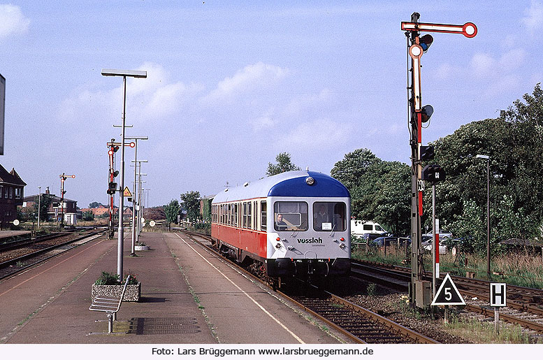 GDT Triebwagen der NOB im Bahnhof Niebüll