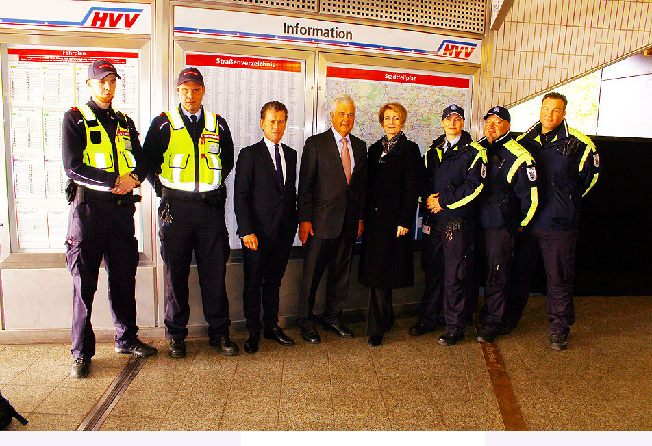 Sicherheitspartnerschaft bei der Hamburger S-Bahn und U-Bahn mit Kay Uwe Arnecke, Frank Horch und Claudia Güsken