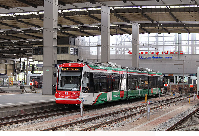 Die Straßenbahn und Chemnitzbahn in Chemnitz - ein Citylink-Triebwagen