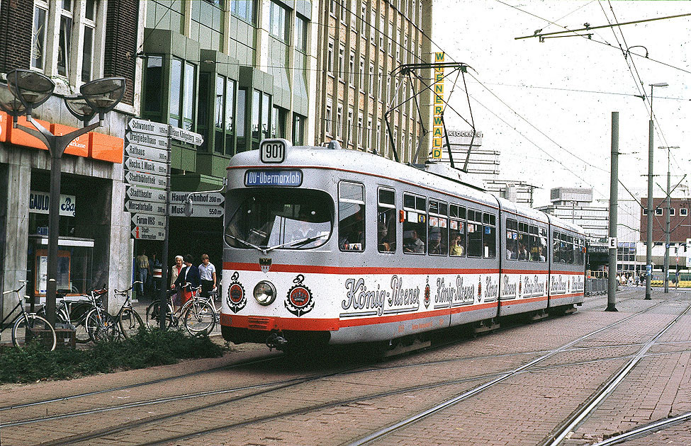 Die Straßenbahn in Duisburg - Haltestelle Hauptbahnhof