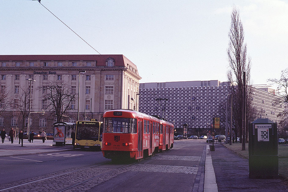 Straßenbahn Dresden Haltestelle Webergasse