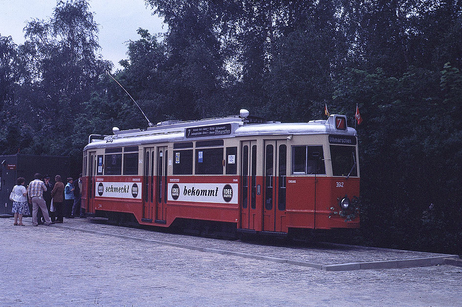 Die Straßenbahn in Hamburg - Hochbahn 3642 in der Hauptwerkstatt Barmbek
