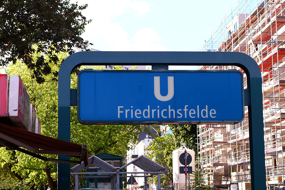 U-Bahn Friedrichsfelde in Berlin