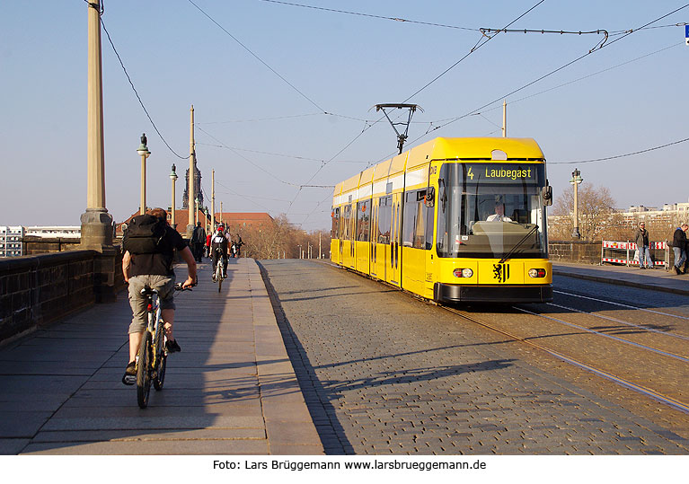 Straßenbahn Dresden auf der Augustusbrücke