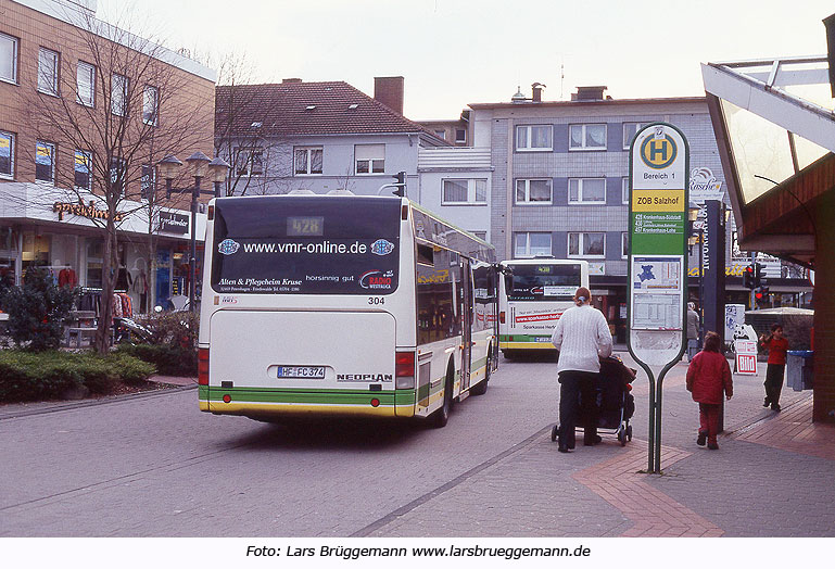 Ein VMR Bus am ZOB in Bad Oeynhausen