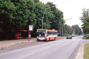 Die Bushaltestelle Knabeweg in Hamburg-Osdorf