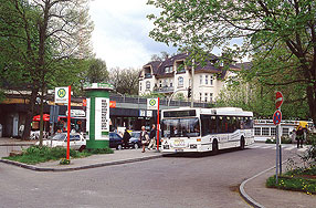 Ein PVG Bus am Bahnhof Othmarschen