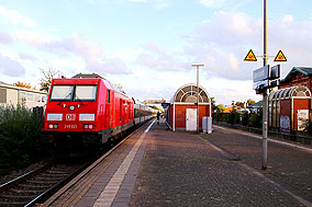 Die Lok 245 021 im Bahnhof Bredstedt