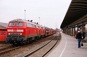 DB Baureihe 218 im Bahnhof Westerland auf Sylt