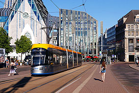 Die Straßenbahn in Leipzig auf dem Augustusplatz