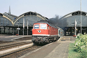 Eine Lok der Baureihe 232 in Lübeck Hbf