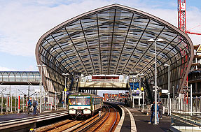 Der 470 128 im Bahnhof Hamburg Elbbrücken